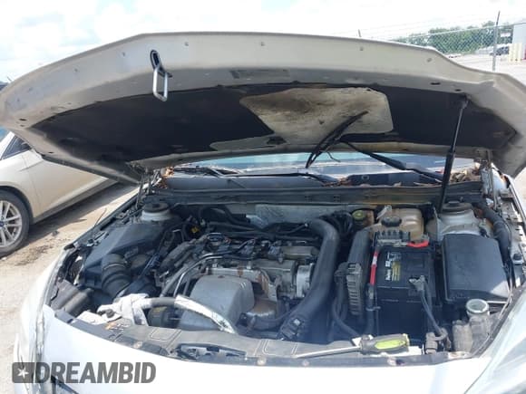 ✅ 2014 Buick Regal Premium I • VIN: 2G4GN5EX2E9270472 • Lot: 42591013. Listed on IAAI with Not provided. Free auction sales archive from the USA and detailed vehicle history report at DreamBid. Image 10.