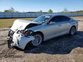 ✅ 2022 Lexus ES 350 Ultra Luxury • VIN: 58AFZ1B11NU122351 • Lot: 81388374. Listed on Copart with 27,198 mi. Free auction sales archive from the USA and detailed vehicle history report at DreamBid. Image 1.