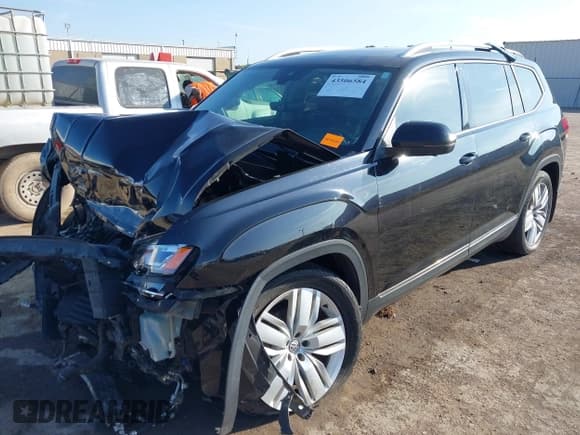 ✅ 2018 Volkswagen Atlas SEL Premium • VIN: 1V2NR2CA9JC523138 • Лот: 43506584. Опубликован ранее на IAAI с пробегом 115 095 миль. Бесплатный доступ к архиву аукционных продаж из США и подробный отчёт об истории автомобиля на DreamBid. Изображение 2.