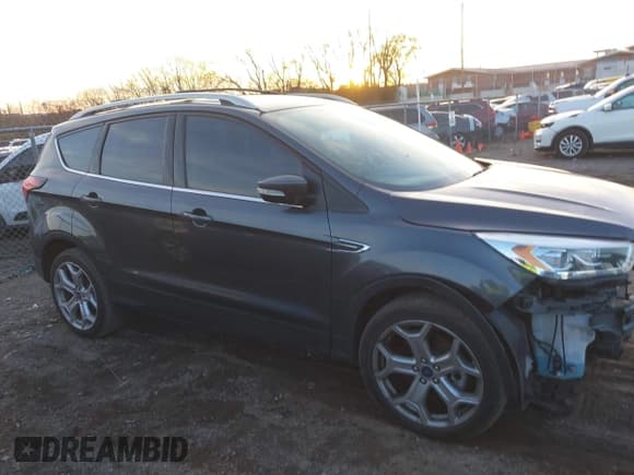 ✅ 2019 Ford Escape Titanium • VIN: 1FMCU0J97KUB20660 • Лот: 43817599. Опубликован ранее на IAAI с пробегом 33 486 миль. Бесплатный доступ к архиву аукционных продаж из США и подробный отчёт об истории автомобиля на DreamBid. Изображение 13.