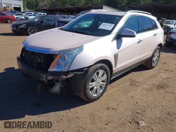 ✅ 2014 Cadillac SRX Luxury Collection • VIN: 3GYFNBE3XES684897 • Lot: 43674522. Listed on IAAI with 123,676 mi. Free auction sales archive from the USA and detailed vehicle history report at DreamBid. Image 2.