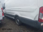 ✅ 2017 Ford Transit • VIN: 1FTYR3XMXHKA94214 • Lot: 41640064. Wystawiony na IAAI z przebiegiem 213 901 mil. Bezpłatny archiwum sprzedaży aukcyjnych z USA i szczegółowy raport historii pojazdu na DreamBid. Zdjęcie 3.