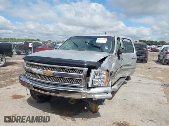 ✅ 2013 Chevrolet Silverado 1500 LT • VIN: 3GCPCSE08DG242403 • Lot: 43282499. Listed on IAAI with 115,108 mi. Free auction sales archive from the USA and detailed vehicle history report at DreamBid. Image 2.