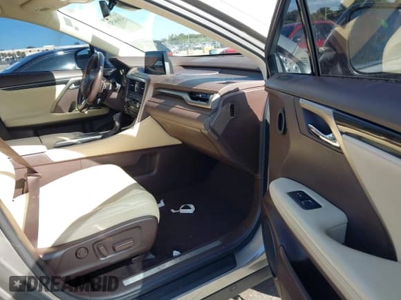 ✅ 2020 Lexus RX 350 • VIN: 2T2AZMAA2LC165451 • Lot: 43664524. Listed on IAAI with 103,122 mi. Free auction sales archive from the USA and detailed vehicle history report at DreamBid. Image 5.