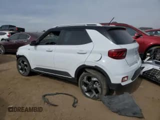 ✅ 2023 Hyundai Venue SEL • VIN: KMHRC8A39PU213422 • Lot: 75837244. Wystawiony na Copart z przebiegiem 23 413 mil. Bezpłatny archiwum sprzedaży aukcyjnych z USA i szczegółowy raport historii pojazdu na DreamBid. Zdjęcie 2.