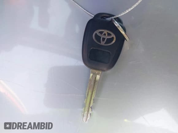 ✅ 2019 Toyota Tacoma SR • VIN: 3TMCZ5AN6KM221046 • Lot: 42407368. Listed on IAAI with 82,312 mi. Free auction sales archive from the USA and detailed vehicle history report at DreamBid. Image 11.