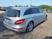 ✅ 2011 Mercedes-Benz R 350 • VIN: 4JGCB6FE3BA116931 • Лот: 42577633. Опубликован ранее на IAAI с пробегом 84 634 миль. Бесплатный доступ к архиву аукционных продаж из США и подробный отчёт об истории автомобиля на DreamBid. Изображение 4.