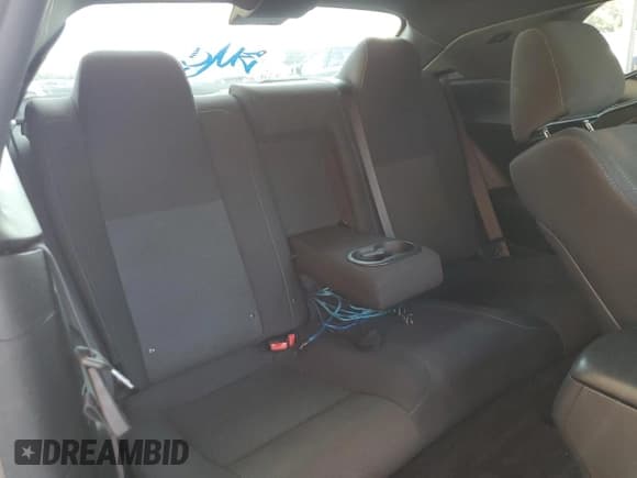 ✅ 2015 Dodge Challenger R/T • VIN: 2C3CDZAT8FH911359 • Lot: 70689744. Wystawiony na Copart z przebiegiem 124 582 mil. Bezpłatny archiwum sprzedaży aukcyjnych z USA i szczegółowy raport historii pojazdu na DreamBid. Zdjęcie 10.