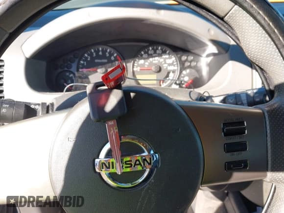 ✅ 2010 Nissan Xterra S • VIN: 5N1AN0NU4AC520330 • Lot: 43287902. Wystawiony na IAAI z przebiegiem 148 329 mil. Bezpłatny archiwum sprzedaży aukcyjnych z USA i szczegółowy raport historii pojazdu na DreamBid. Zdjęcie 11.