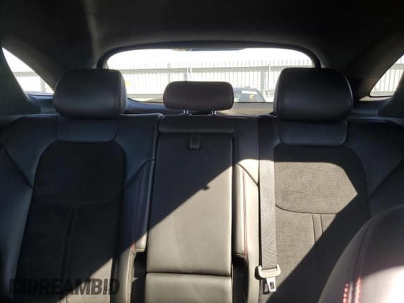 ✅ 2022 Genesis GV70 Sport • VIN: KMUMCDTC5NU011059 • Lot: 89899635. Wystawiony na Copart z przebiegiem 22 816 mil. Bezpłatny archiwum sprzedaży aukcyjnych z USA i szczegółowy raport historii pojazdu na DreamBid. Zdjęcie 10.