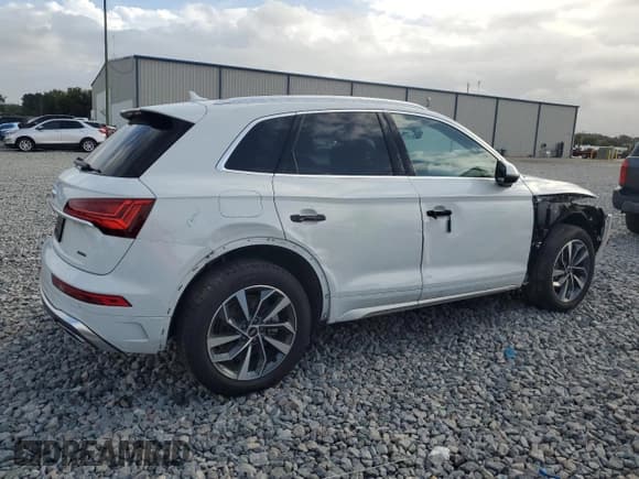 ✅ 2024 Audi Q5 S line Premium Plus • VIN: WA1EAAFY3R2018851 • Lot: 80366085. Listed on Copart with 27,565 mi. Free auction sales archive from the USA and detailed vehicle history report at DreamBid. Image 3.