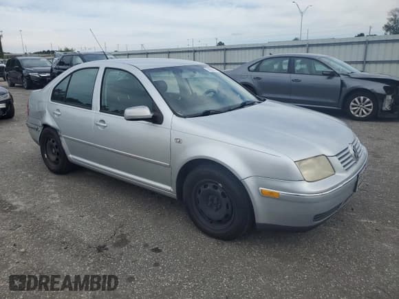 ✅ 2004 Volkswagen Jetta GL • VIN: 3VWRR69M34M108439 • Лот: 74029704. Опубликован ранее на Copart с пробегом 296 984 миль. Бесплатный доступ к архиву аукционных продаж из США и подробный отчёт об истории автомобиля на DreamBid. Изображение 4.