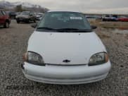 ✅ 2001 Chevrolet Metro Lsi • VIN: 2C1MR522X16713531 • Лот: 81831334. Опубликован ранее на Copart с пробегом 146 481 миль. Бесплатный доступ к архиву аукционных продаж из США и подробный отчёт об истории автомобиля на DreamBid. Изображение 5.