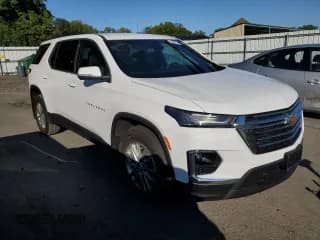 ✅ 2023 Chevrolet Traverse LT Cloth • VIN: 1GNEVGKW9PJ170564 • Lot: 69576424. Wystawiony na Copart z przebiegiem 9 963 mil. Bezpłatny archiwum sprzedaży aukcyjnych z USA i szczegółowy raport historii pojazdu na DreamBid. Zdjęcie 4.