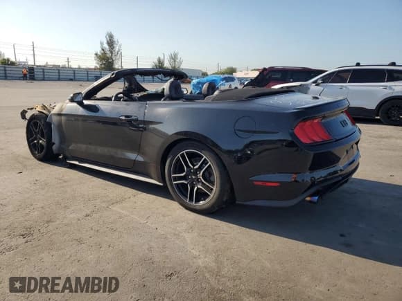 ✅ 2022 Ford Mustang EcoBoost • VIN: 1FATP8UH0N5103135 • Лот: 57227615. Опубликован ранее на Copart с пробегом Не указан. Бесплатный доступ к архиву аукционных продаж из США и подробный отчёт об истории автомобиля на DreamBid. Изображение 2.
