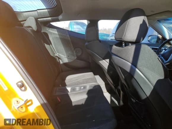 ✅ 2012 Hyundai Veloster w/Gray Int • VIN: KMHTC6AD4CU046688 • Лот: 44143855. Опубликован ранее на Copart с пробегом 109 020 миль. Бесплатный доступ к архиву аукционных продаж из США и подробный отчёт об истории автомобиля на DreamBid. Изображение 10.