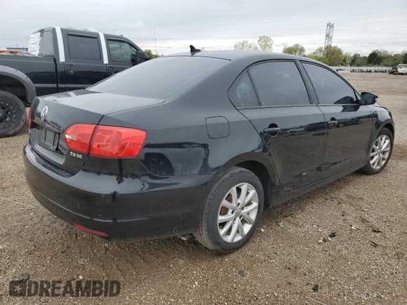 ✅ 2012 Volkswagen Jetta SE • VIN: 3VWDP7AJ9CM301068 • Lot: 85521115. Wystawiony na Copart z przebiegiem 185 594 mil. Bezpłatny archiwum sprzedaży aukcyjnych z USA i szczegółowy raport historii pojazdu na DreamBid. Zdjęcie 3.