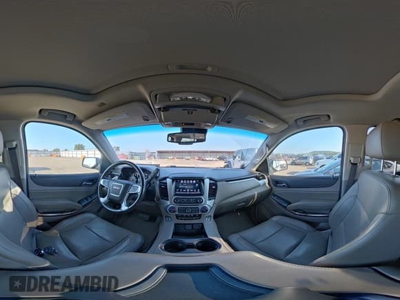 ✅ 2019 GMC Yukon XL SLT • VIN: 1GKS2GKC1KR236405 • Лот: 42939264. Опубликован ранее на IAAI с пробегом 199 856 миль. Бесплатный доступ к архиву аукционных продаж из США и подробный отчёт об истории автомобиля на DreamBid. Изображение 19.