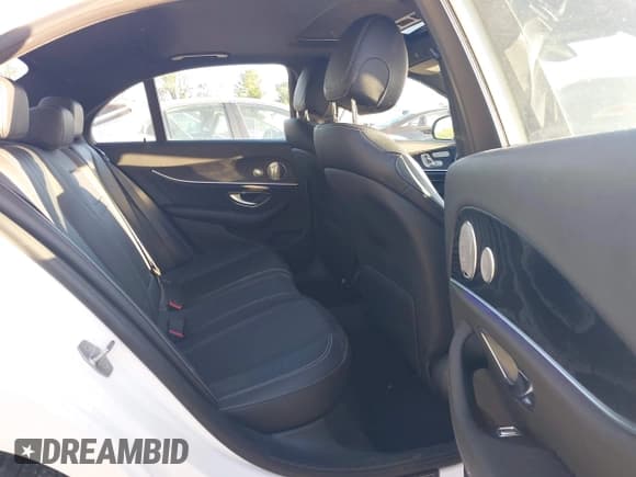 ✅ 2017 Mercedes-Benz E 300 Luxury • VIN: WDDZF4KB6HA115340 • Lot: 43318306. Listed on IAAI with 113,695 mi. Free auction sales archive from the USA and detailed vehicle history report at DreamBid. Image 8.