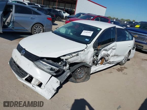 ✅ 2013 Volkswagen Jetta • VIN: 3VW2K7AJ1DM406842 • Lot: 43482066. Listed on IAAI with 198,413 mi. Free auction sales archive from the USA and detailed vehicle history report at DreamBid. Image 2.