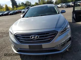 ✅ 2015 Hyundai Sonata Sport • VIN: 5NPE34AF2FH073549 • Лот: 85288275. Опубликован ранее на Copart с пробегом 88 118 миль. Бесплатный доступ к архиву аукционных продаж из США и подробный отчёт об истории автомобиля на DreamBid. Изображение 5.