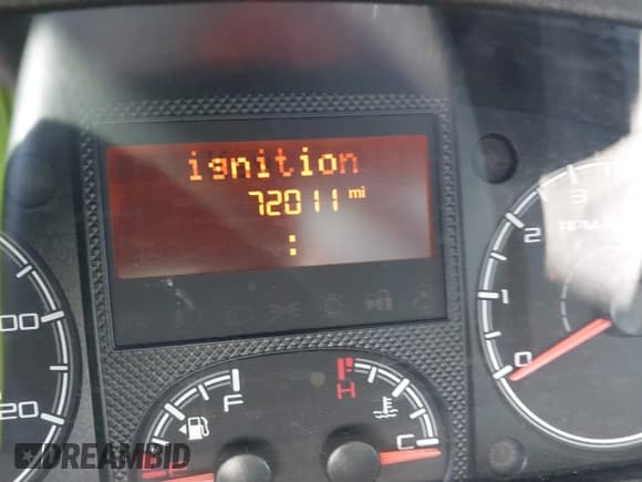 ✅ 2016 Ram ProMaster Cargo • VIN: 3C6TRVPG8GE109270 • Lot: 41375272. Wystawiony na IAAI z przebiegiem 72 011 mil. Bezpłatny archiwum sprzedaży aukcyjnych z USA i szczegółowy raport historii pojazdu na DreamBid. Zdjęcie 15.