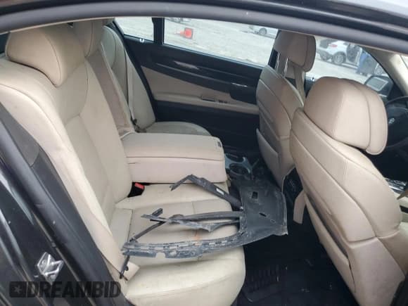 ✅ 2010 BMW 7 Series 750Li xDrive • VIN: WBAKC8C58AC431205 • Lot: 68757635. Listed on Copart with Not provided. Free auction sales archive from the USA and detailed vehicle history report at DreamBid. Image 10.