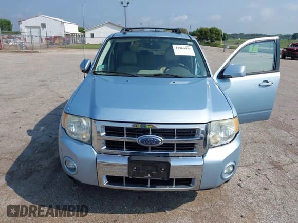 ✅ 2008 Ford Escape Hybrid • VIN: 1FMCU59H98KC70010 • Lot: 42964431. Wystawiony na IAAI z przebiegiem 266 736 mil. Bezpłatny archiwum sprzedaży aukcyjnych z USA i szczegółowy raport historii pojazdu na DreamBid. Zdjęcie 6.