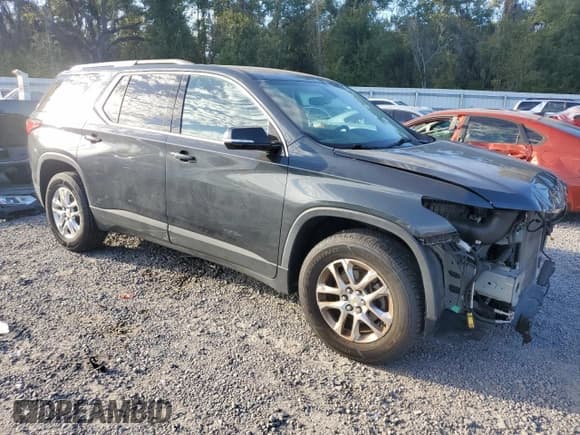 ✅ 2018 Chevrolet Traverse LT Cloth • VIN: 1GNERGKW0JJ183568 • Lot: 91621885. Wystawiony na Copart z przebiegiem 109 591 mil. Bezpłatny archiwum sprzedaży aukcyjnych z USA i szczegółowy raport historii pojazdu na DreamBid. Zdjęcie 4.