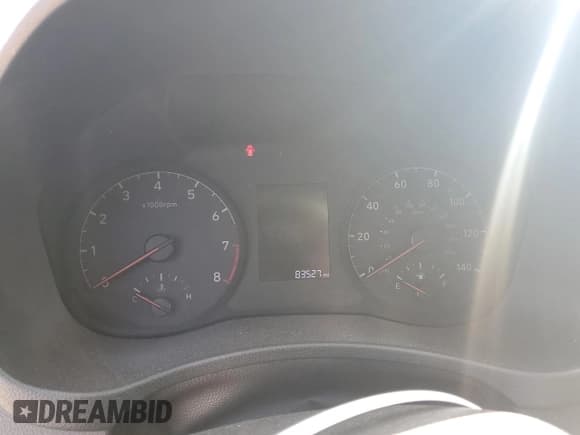 ✅ 2019 Hyundai Accent SE • VIN: 3KPC24A33KE083909 • Лот: 69878674. Опубликован ранее на Copart с пробегом 83 527 миль. Бесплатный доступ к архиву аукционных продаж из США и подробный отчёт об истории автомобиля на DreamBid. Изображение 9.