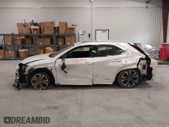 ✅ 2021 Lexus UX 250h • VIN: JTHP9JBHXM2041595 • Lot: 41046223. Listed on IAAI with 27,773 mi. Free auction sales archive from the USA and detailed vehicle history report at DreamBid. Image 15.