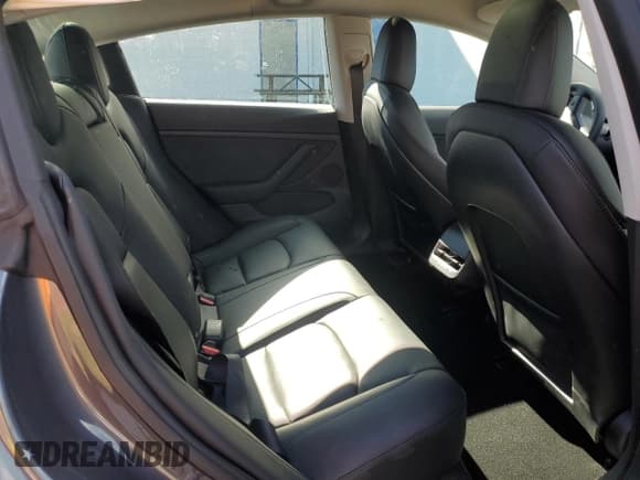 ✅ 2022 Tesla Model 3 Long Range • VIN: 5YJ3E1EB7NF243487 • Лот: 86697515. Опубликован ранее на Copart с пробегом 7 973 миль. Бесплатный доступ к архиву аукционных продаж из США и подробный отчёт об истории автомобиля на DreamBid. Изображение 11.