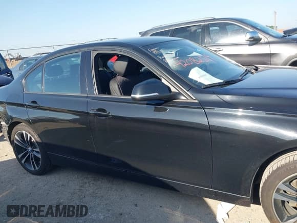 ✅ 2018 BMW 3 Series 330i • VIN: WBA8B9G58JNU97433 • Лот: 42082519. Опубликован ранее на IAAI с пробегом 64 803 миль. Бесплатный доступ к архиву аукционных продаж из США и подробный отчёт об истории автомобиля на DreamBid. Изображение 13.