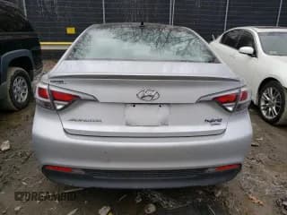 ✅ 2016 Hyundai Sonata Limited • VIN: KMHE34L12GA018248 • Lot: 43215733. Listed on Copart with 71,345 mi. Free auction sales archive from the USA and detailed vehicle history report at DreamBid. Image 6.