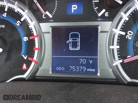 ✅ 2015 Toyota 4Runner Limited • VIN: JTEBU5JR6F5235002 • Lot: 42785094. Wystawiony na IAAI z przebiegiem 75 379 mil. Bezpłatny archiwum sprzedaży aukcyjnych z USA i szczegółowy raport historii pojazdu na DreamBid. Zdjęcie 16.