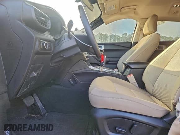 ✅ 2024 Ford Explorer • VIN: 1FMSK8BB8RGA53092 • Лот: 96366055. Опубликован ранее на Copart с пробегом 9 377 миль. Бесплатный доступ к архиву аукционных продаж из США и подробный отчёт об истории автомобиля на DreamBid. Изображение 7.