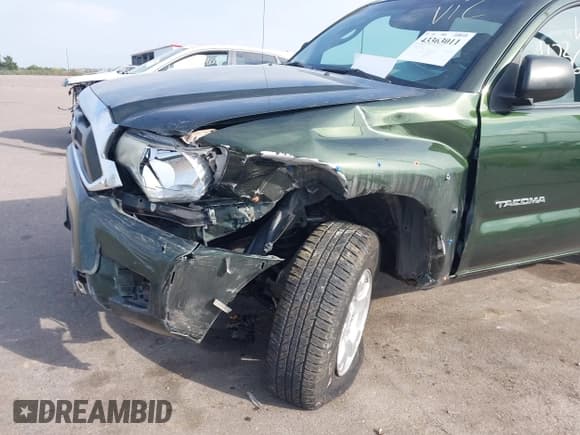✅ 2012 Toyota Tacoma • VIN: 3TMLU4EN8CM102502 • Lot: 43363011. Listed on IAAI with 255,969 mi. Free auction sales archive from the USA and detailed vehicle history report at DreamBid. Image 6.