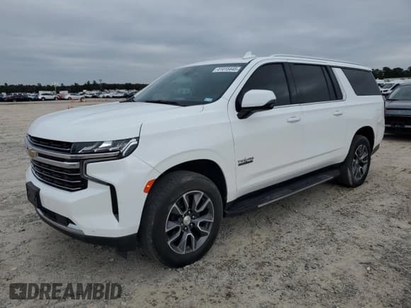 ✅ 2021 Chevrolet Suburban LT • VIN: 1GNSCCKD3MR228715 • Lot: 41415445. Wystawiony na Copart z przebiegiem 48 347 mil. Bezpłatny archiwum sprzedaży aukcyjnych z USA i szczegółowy raport historii pojazdu na DreamBid. Zdjęcie 1.