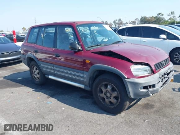 ✅ 1997 Toyota RAV4 • VIN: JT3GP10V2V7015291 • Lot: 42972076. Wystawiony na IAAI z przebiegiem 262 799 mil. Bezpłatny archiwum sprzedaży aukcyjnych z USA i szczegółowy raport historii pojazdu na DreamBid. Zdjęcie 1.