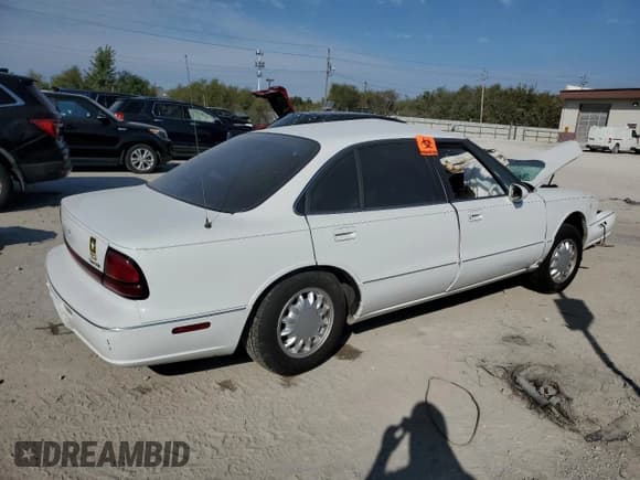 ✅ 1996 Oldsmobile 88 1SA • VIN: 1G3HN52K4T4810289 • Lot: 74286034. Wystawiony na Copart z przebiegiem Nie podano. Bezpłatny archiwum sprzedaży aukcyjnych z USA i szczegółowy raport historii pojazdu na DreamBid. Zdjęcie 3.