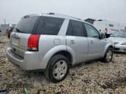 ✅ 2006 Saturn VUE • VIN: 5GZCZ63466S882517 • Lot: 86532694. Wystawiony na Copart z przebiegiem 165 399 mil. Bezpłatny archiwum sprzedaży aukcyjnych z USA i szczegółowy raport historii pojazdu na DreamBid. Zdjęcie 3.