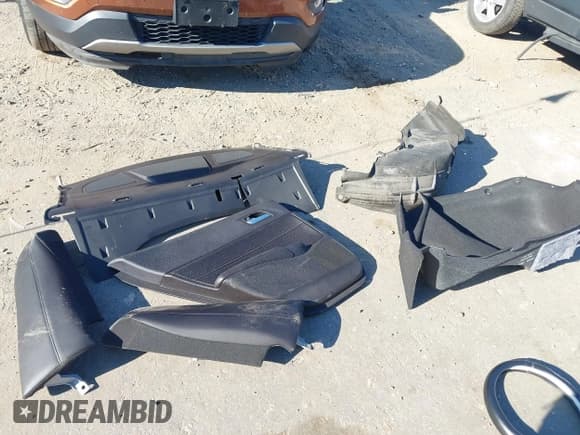 ✅ 2019 Acura ILX Premium • VIN: 19UDE2F74KA014422 • Lot: 43222605. Wystawiony na IAAI z przebiegiem 28 690 mil. Bezpłatny archiwum sprzedaży aukcyjnych z USA i szczegółowy raport historii pojazdu na DreamBid. Zdjęcie 12.