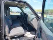 ✅ 1998 Ford Ranger XL • VIN: 1FTYR10C6WUC81490 • Lot: 42055263. Listed on IAAI with 226,185 mi. Free auction sales archive from the USA and detailed vehicle history report at DreamBid. Image 5.