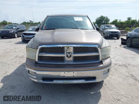 ✅ 2010 Dodge 1500 TRX • VIN: 1D7RV1GT5AS179033 • Lot: 42378439. Wystawiony na IAAI z przebiegiem 192 045 mil. Bezpłatny archiwum sprzedaży aukcyjnych z USA i szczegółowy raport historii pojazdu na DreamBid. Zdjęcie 12.