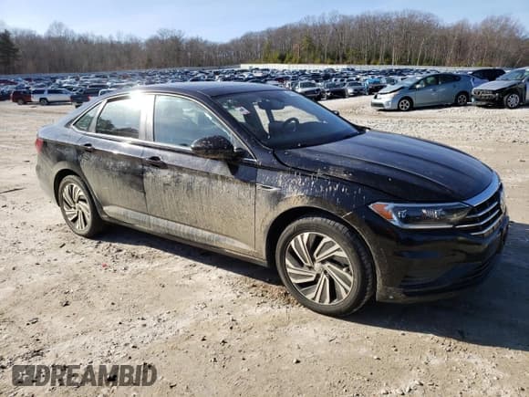 ✅ 2021 Volkswagen Jetta SEL • VIN: 3VWE57BU3MM044963 • Lot: 49132465. Listed on Copart with 88,717 mi. Free auction sales archive from the USA and detailed vehicle history report at DreamBid. Image 4.