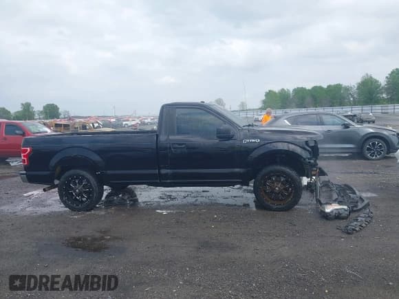✅ 2019 Ford F-150 XL • VIN: 1FTMF1CB7KKD87222 • Lot: 41955665. Listed on IAAI with 129,786 mi. Free auction sales archive from the USA and detailed vehicle history report at DreamBid. Image 13.