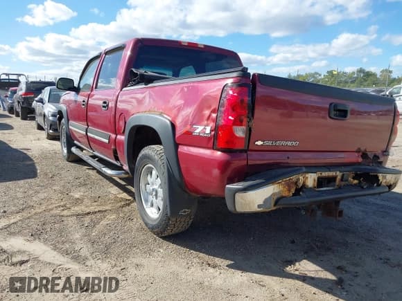 ✅ 2006 Chevrolet Silverado 1500 LT1 • VIN: 2GCEK13T161192750 • Лот: 43165267. Опубликован ранее на IAAI с пробегом 216 662 миль. Бесплатный доступ к архиву аукционных продаж из США и подробный отчёт об истории автомобиля на DreamBid. Изображение 3.