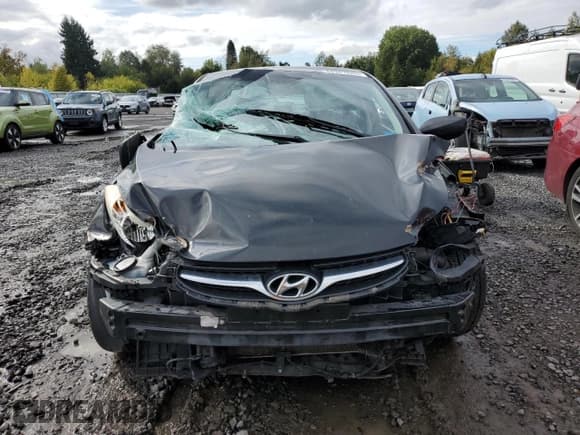 ✅ 2013 Hyundai Elantra GLS • VIN: 5NPDH4AE9DH343605 • Lot: 84947045. Listed on Copart with 160,200 mi. Free auction sales archive from the USA and detailed vehicle history report at DreamBid. Image 5.