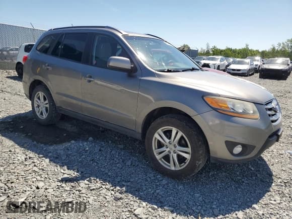 ✅ 2011 Hyundai Santa Fe GLS • VIN: 5XYZGDAG9BG053511 • Lot: 58947674. Listed on Copart with 221,929 mi. Free auction sales archive from the USA and detailed vehicle history report at DreamBid. Image 4.