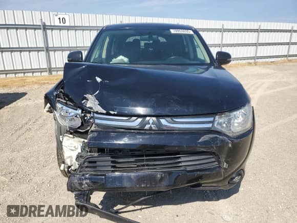 2014 Mitsubishi Outlander SE with VIN JA4AD3A33EZ004995, listed as a Copart auction lot 70953035 with 161,368 mi miles and Salvage title. Bid and sale history available at DreamBid. Image 5.